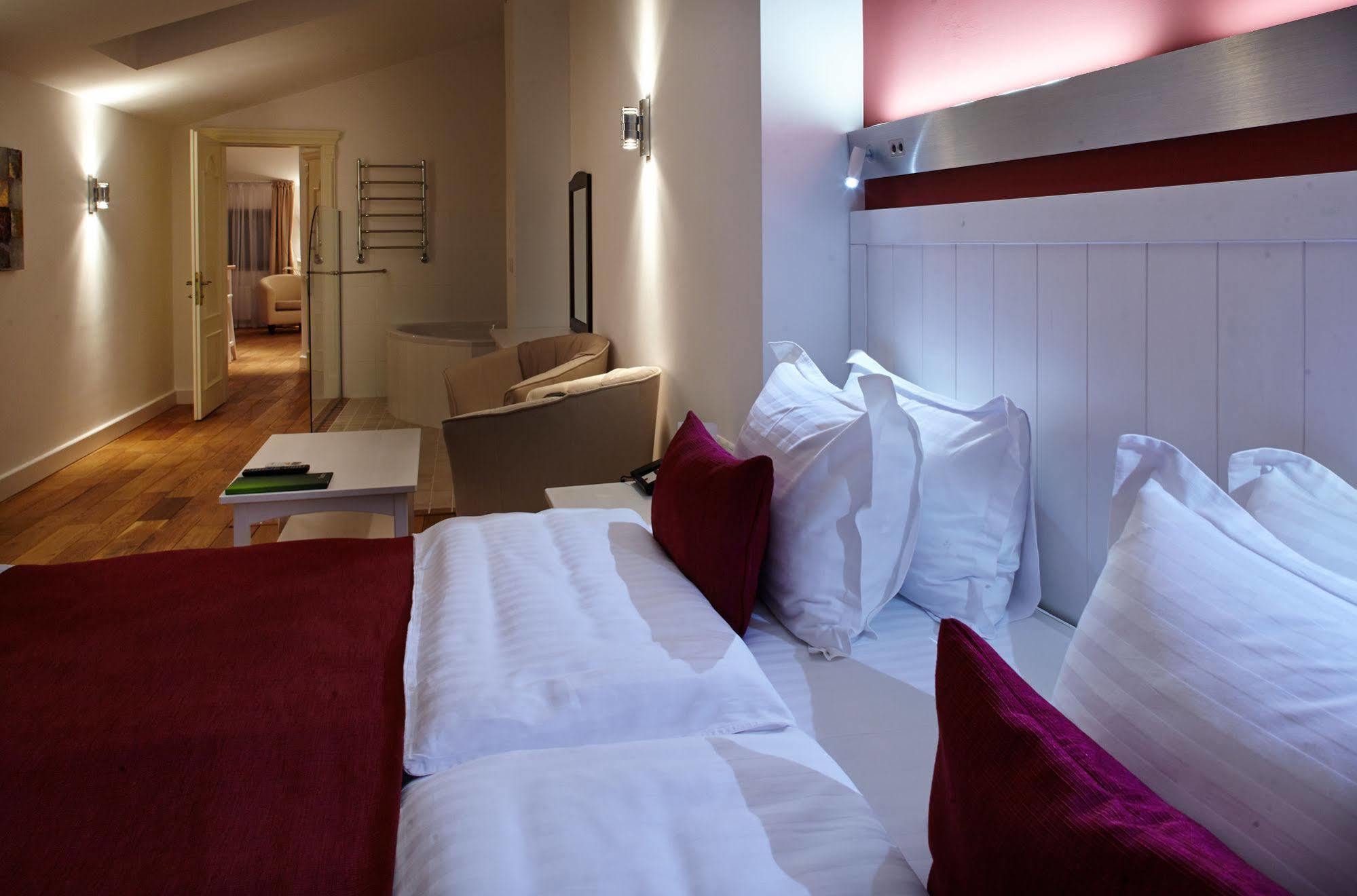 Rudolfo Hotel Lviv Eksteriør bilde